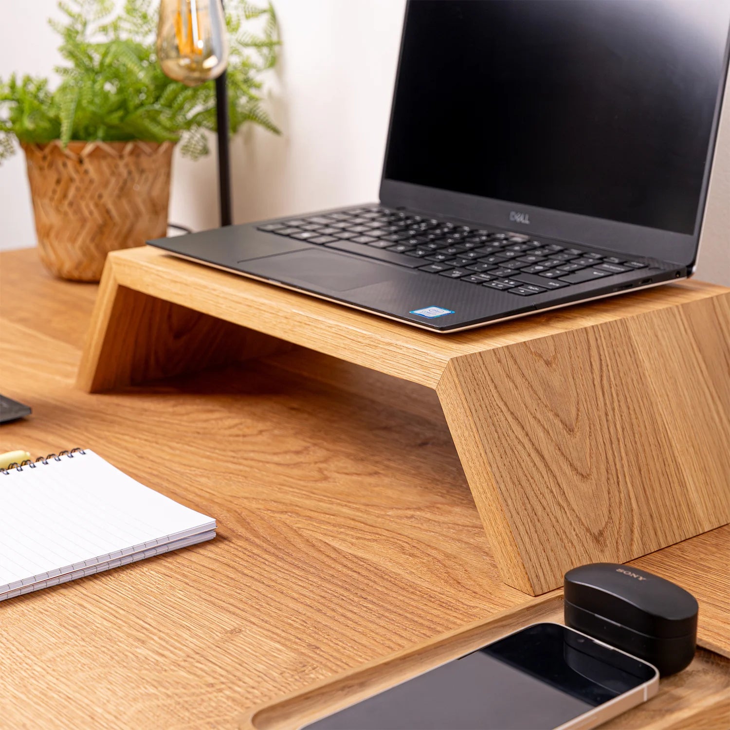 Dubový podstavec pod monitor